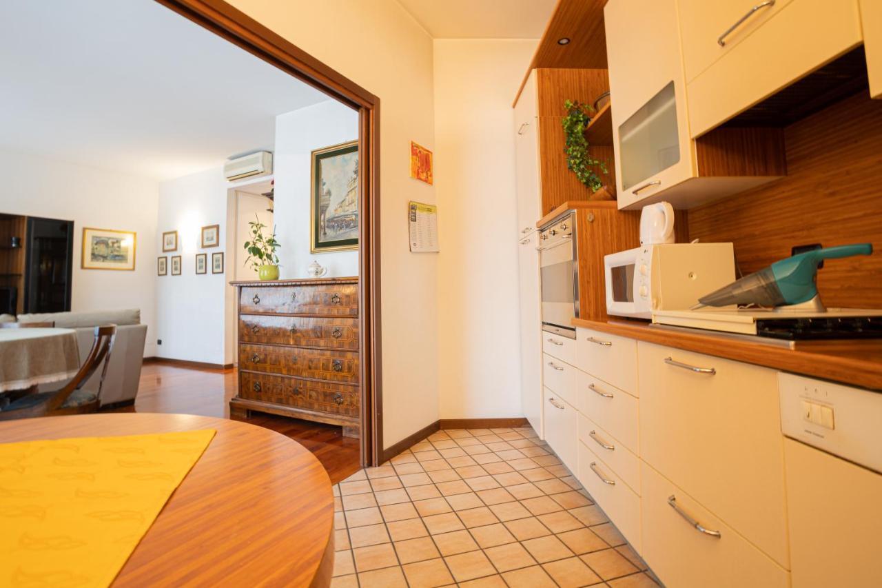Flower Apartment - Royal Welcome Verona Esterno foto